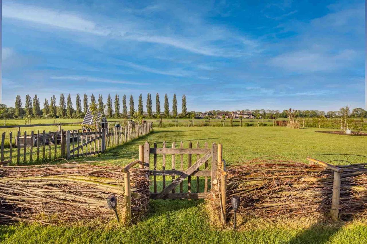 Вилла De Heerlijkheid Hensbroek Экстерьер фото