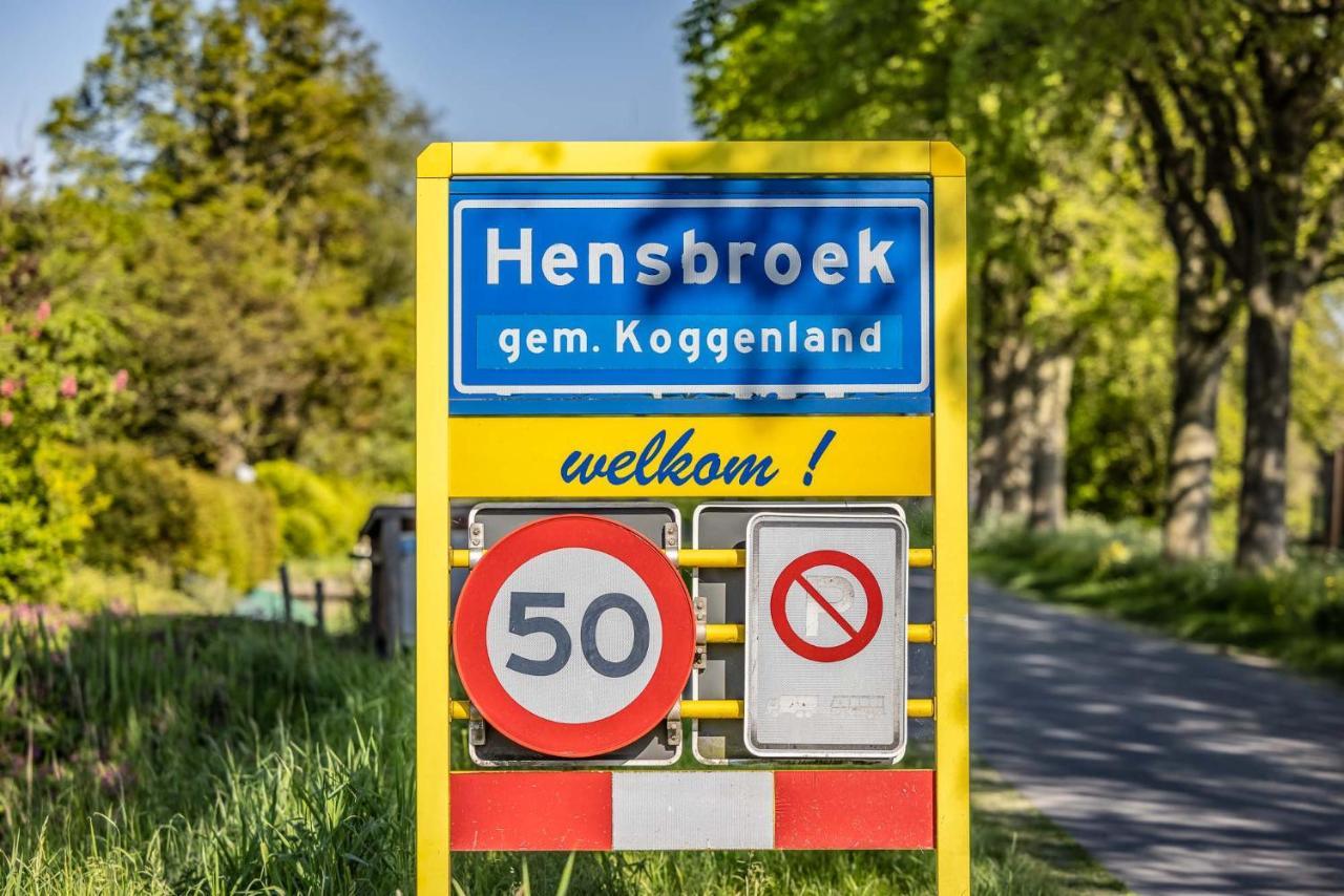 Вилла De Heerlijkheid Hensbroek Экстерьер фото
